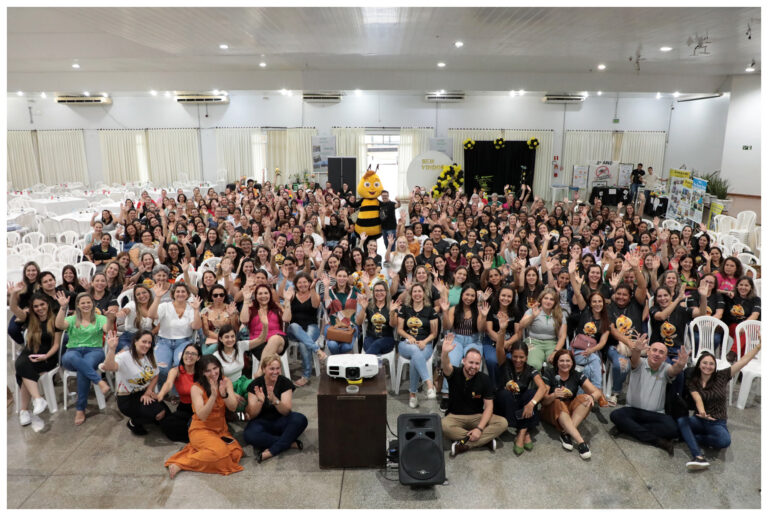 <strong>Sicredi Vale do Piquiri Abcd PR/SP reúne profissionais de educação para início do Programa A União Faz a Vida</strong>