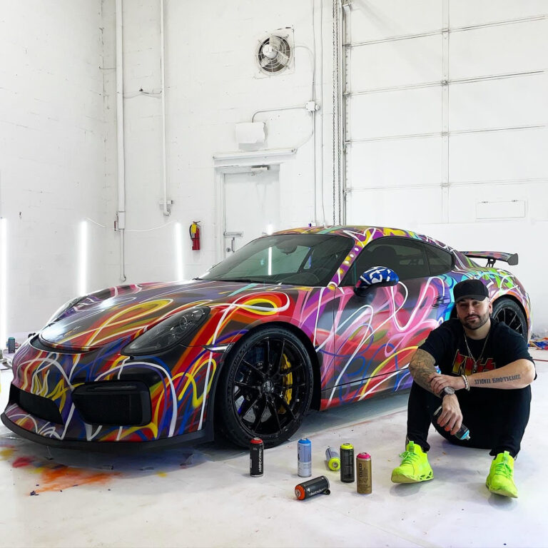 <em>Artista plástico de fama internacional profere palestra em escola da rede municipal de São Caetano</em>