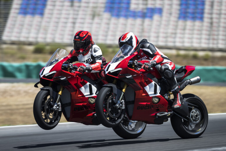 Ducati traz ao Brasil a Panigale V4 R